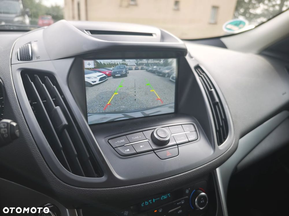 Ford Kuga 1.5 EcoBoost 2x4 Cool & Connect - 19