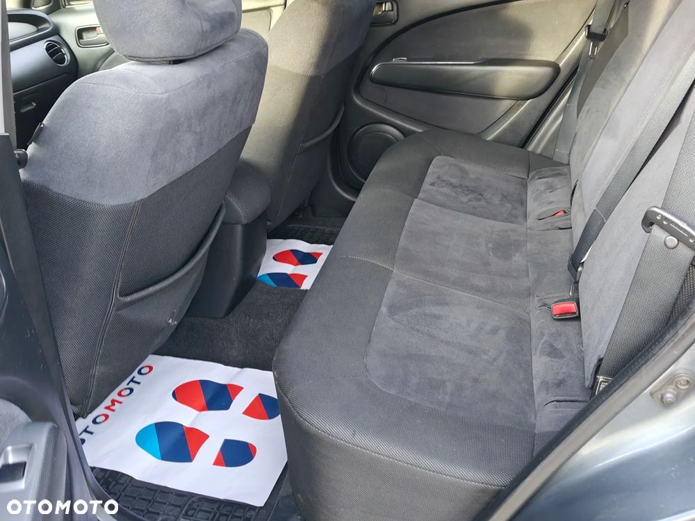 Mitsubishi Outlander 2.0 2WD Invite - 10