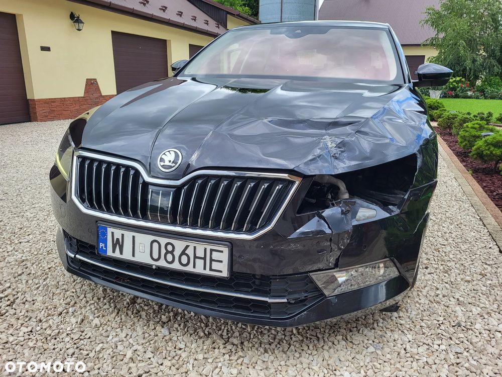 Skoda Superb 2.0 TDI 4x4 L&K DSG - 8