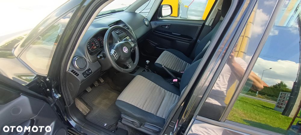 Fiat Sedici 1.9 Multijet DPF 4x4 Dynamic - 17