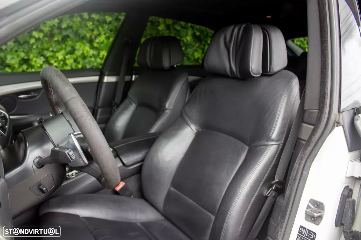 BMW 535 d xDrive Pack M Auto - 12