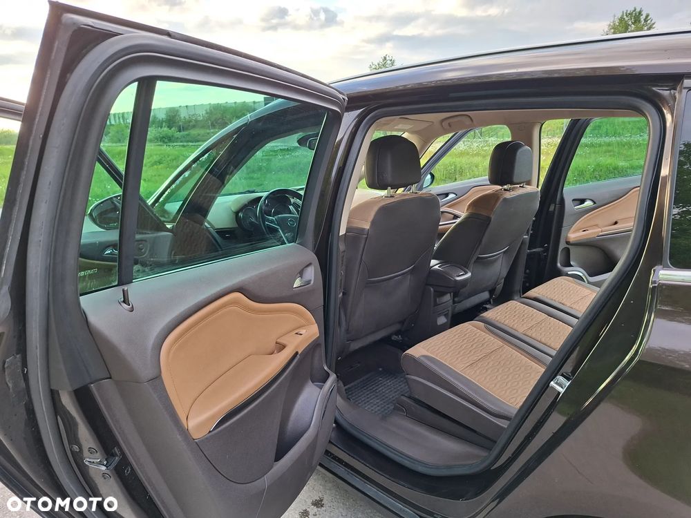 Opel Zafira 2.0 CDTI Cosmo - 8