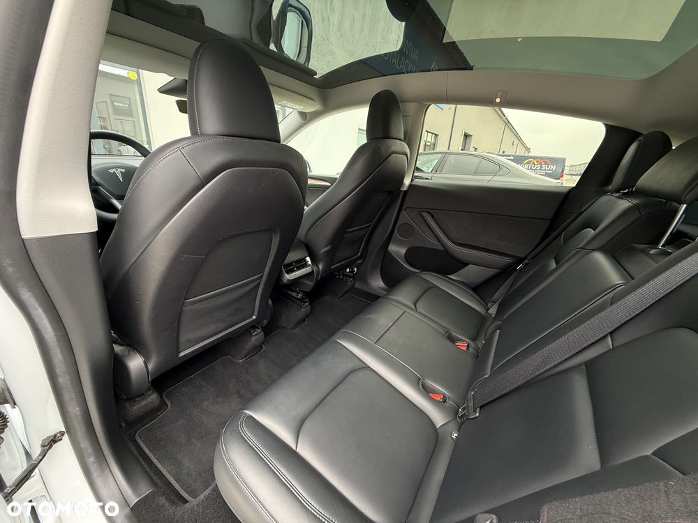 Tesla Model Y RWD - 33