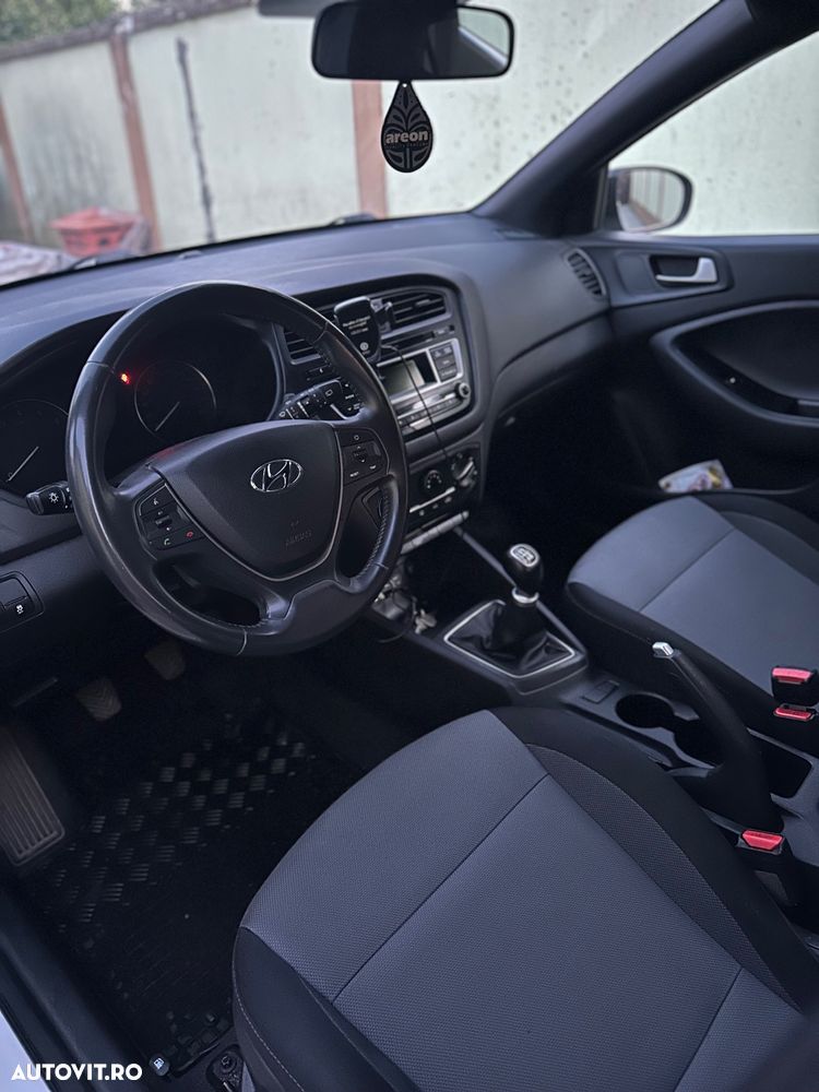 Hyundai i20 1.2 GO - 6