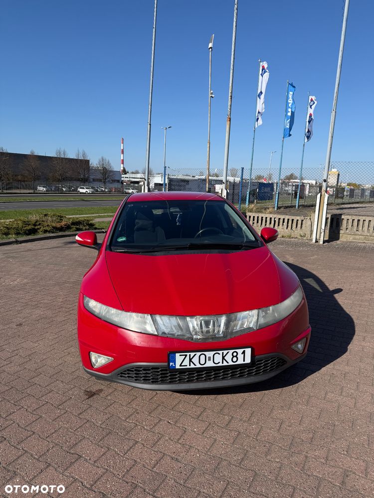 Honda Civic 1.8 Executive - 1