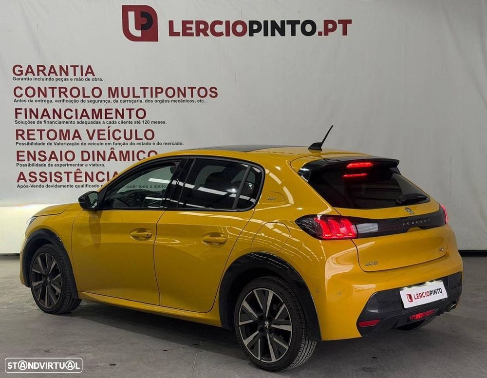 Peugeot 208 - 3