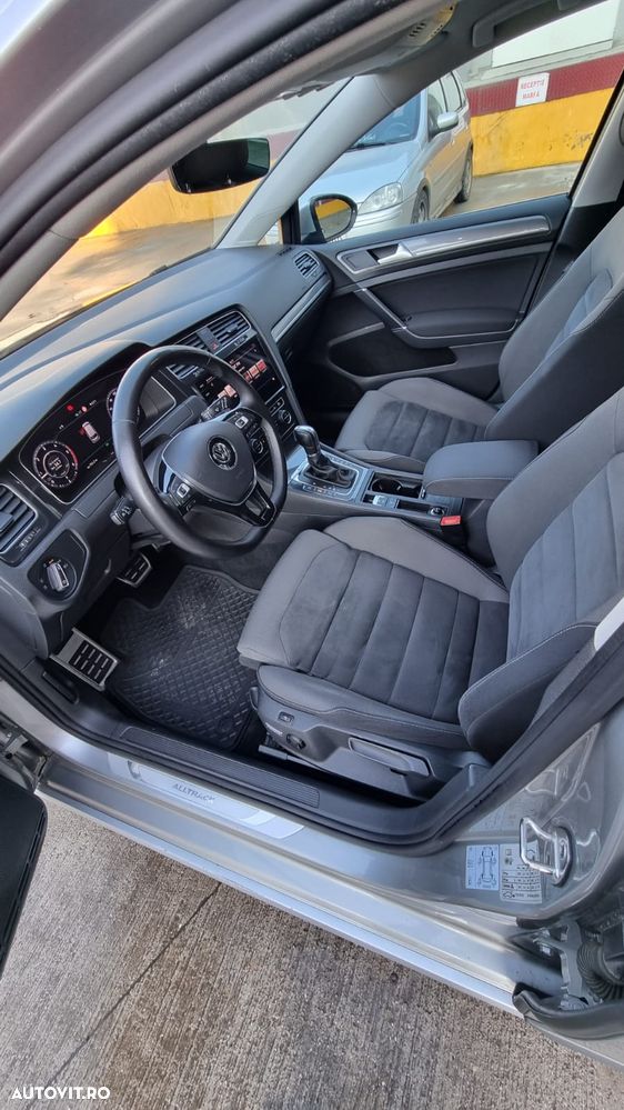 Volkswagen Golf 2.0 TDI DSG 4Motion - 6