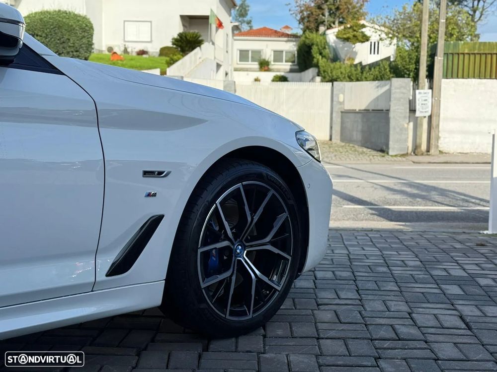 BMW 530 e Pack M - 21