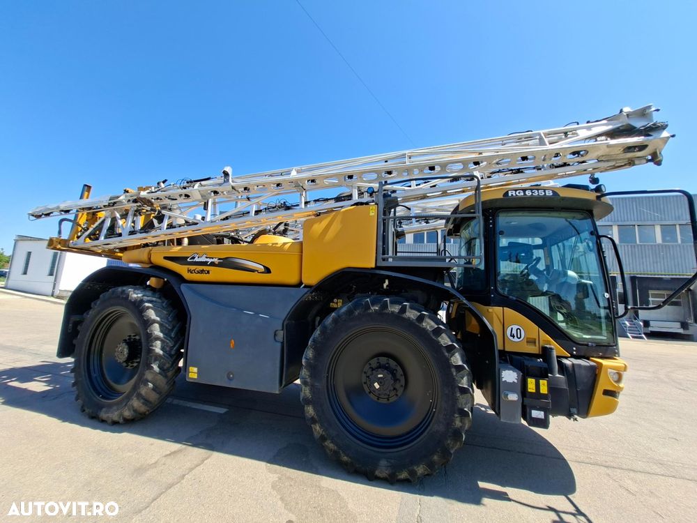 Challenger ROGATOR 635 SPRAYER - 2