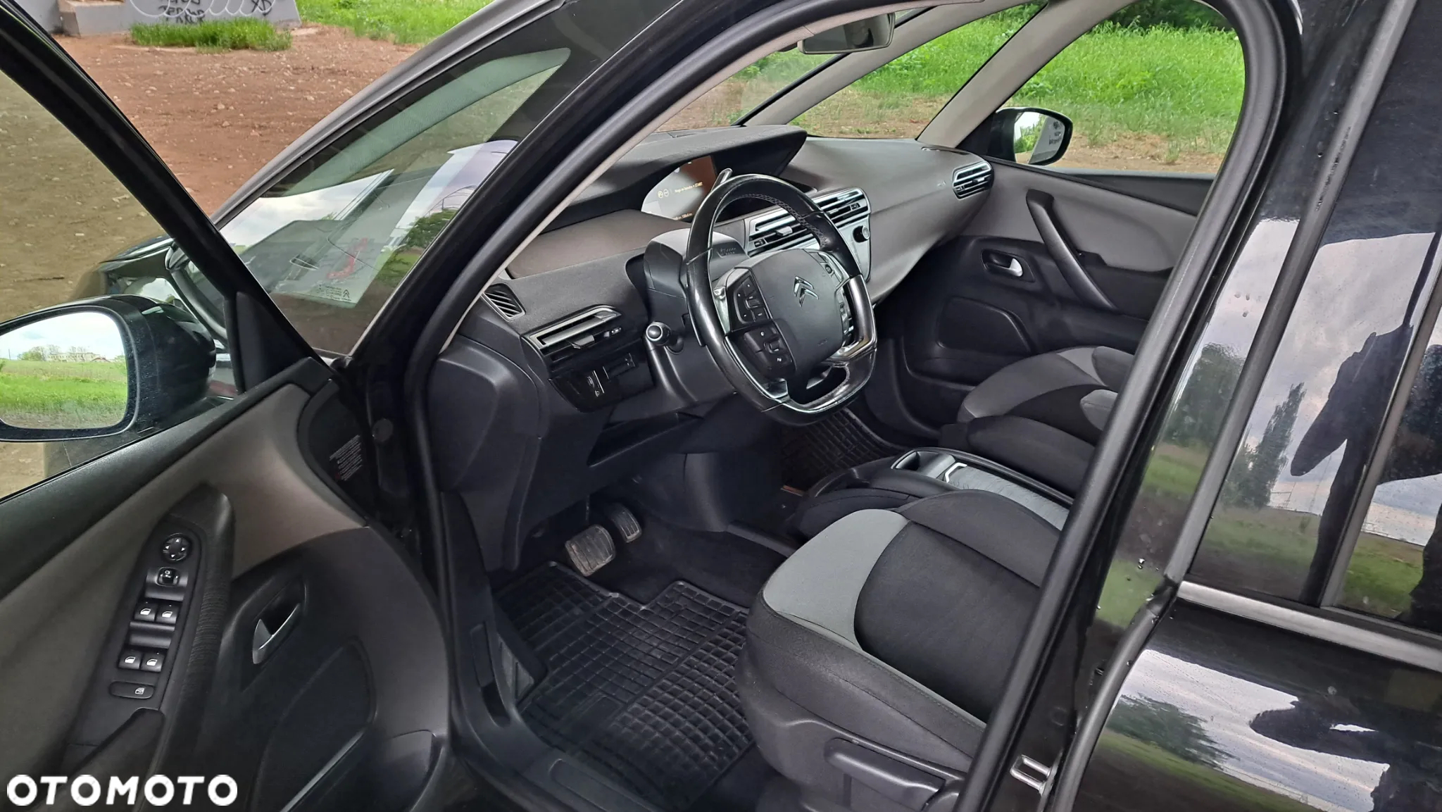 Citroën C4 Picasso - 12
