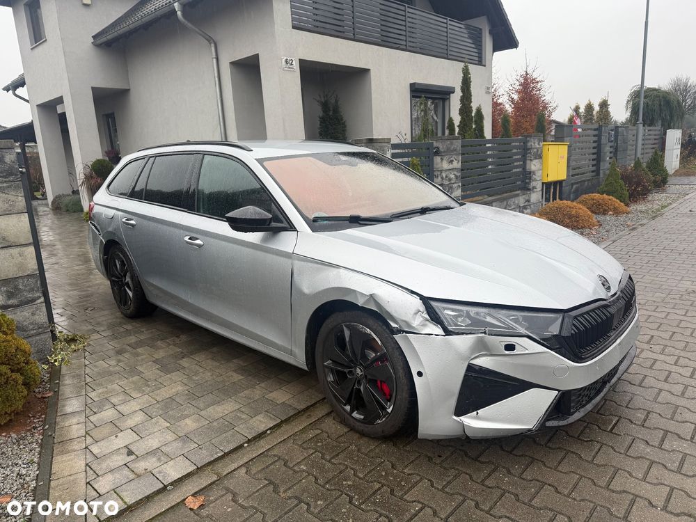 Skoda Octavia 2.0 TSI RS DSG - 2