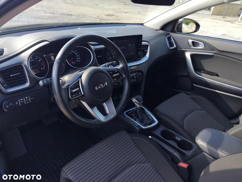 Kia XCeed 1.5 T-GDI M DCT - 24