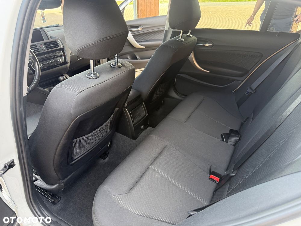 BMW Seria 1 116i Sport Line - 8