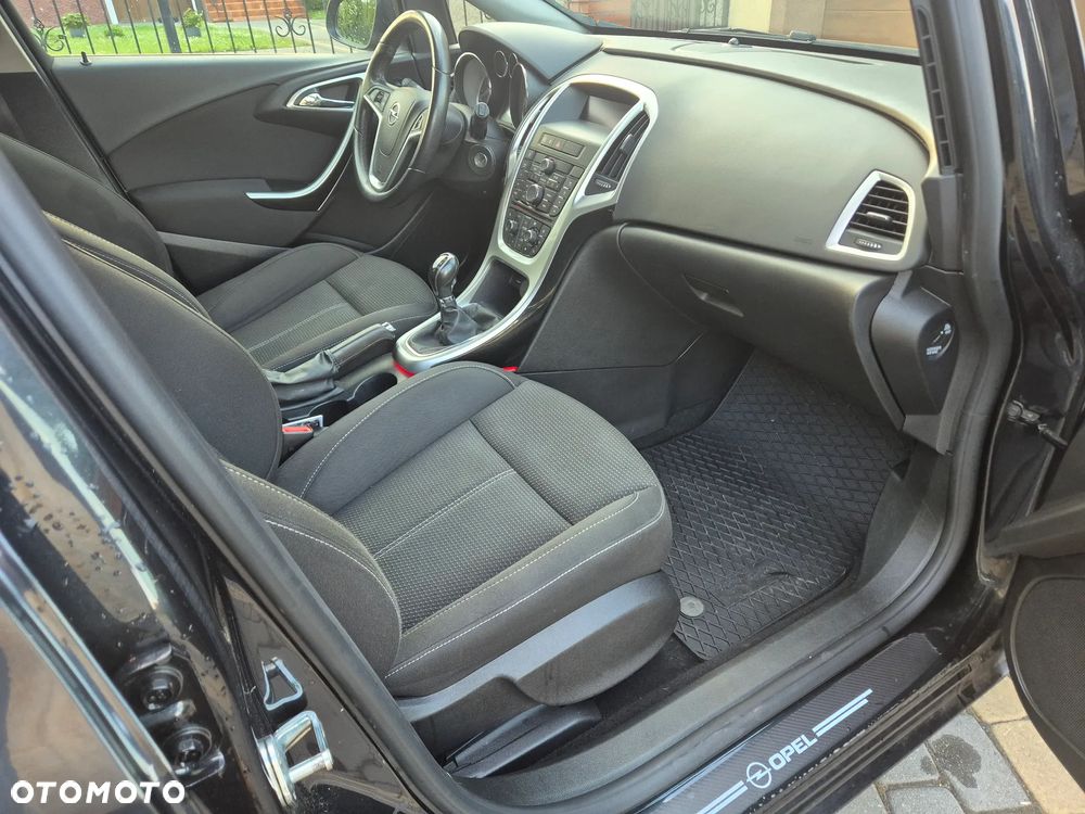 Opel Astra 1.4 T Sport S&S - 23