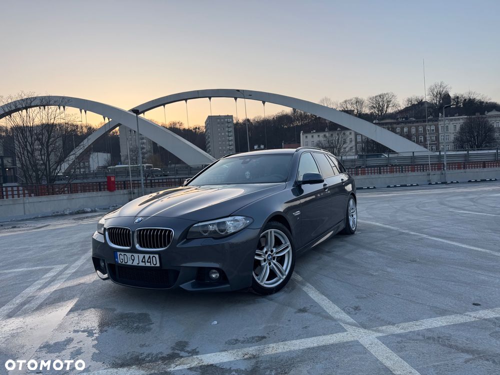 BMW Seria 5 530d Sport-Aut - 2