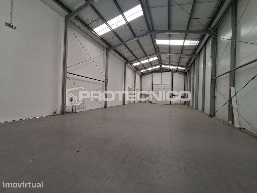 Armazém para arrendamento | 660 m² | Aveiro - Grande imagem: 3/25
