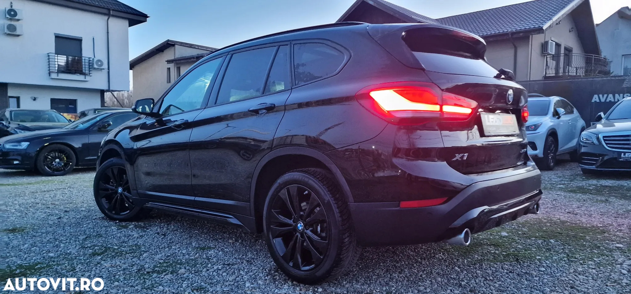 BMW X1 sDrive18d AT - 4