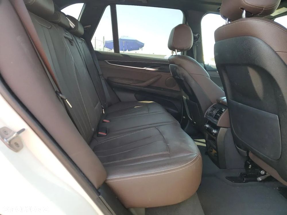 BMW X5 xDrive35i - 10