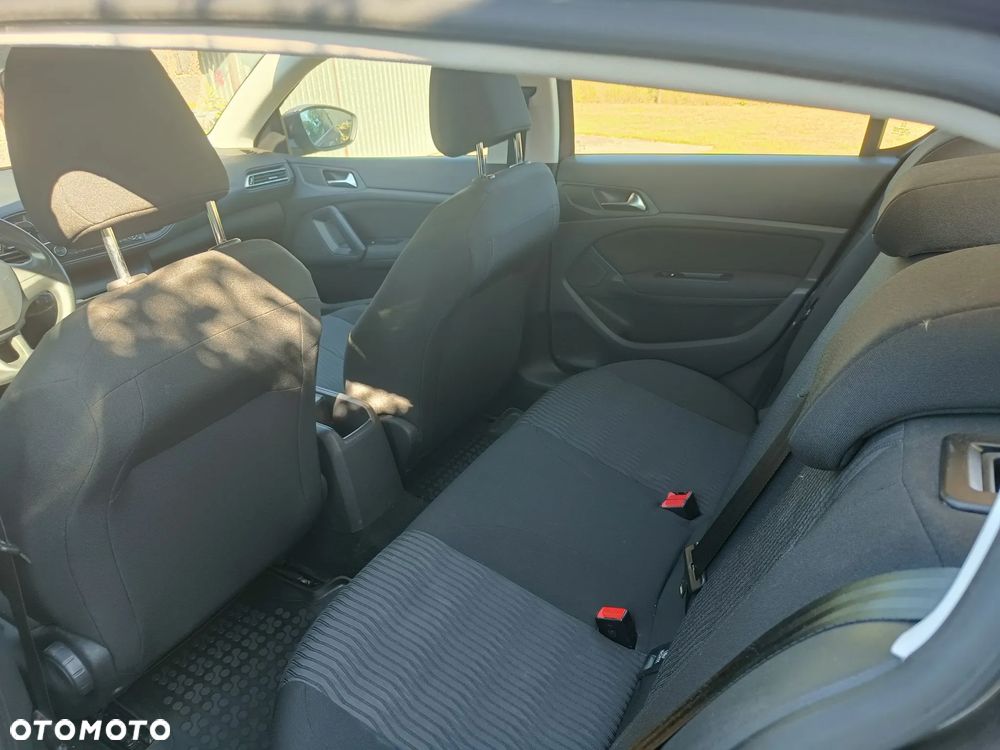 Peugeot 308 1.6 THP Access - 6