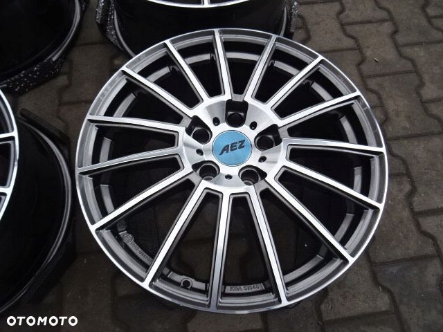 5x120x72,5 2x 8Jx19 ET30 i 2x 9Jx19 ET39 BMW - 3