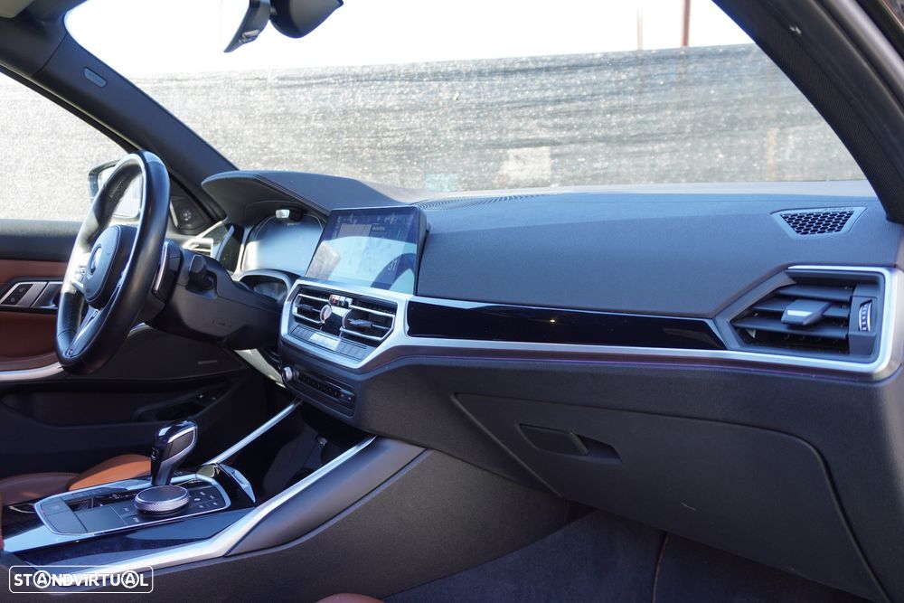 BMW 330 e Aut. Luxury Line - 9