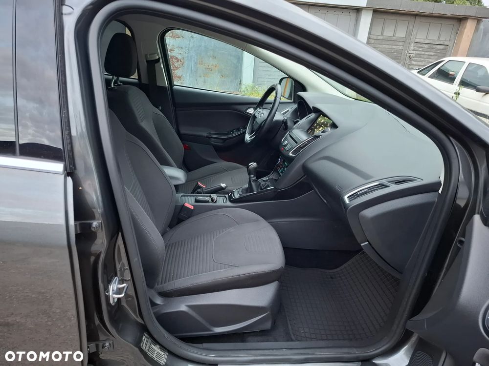Ford Focus - 7