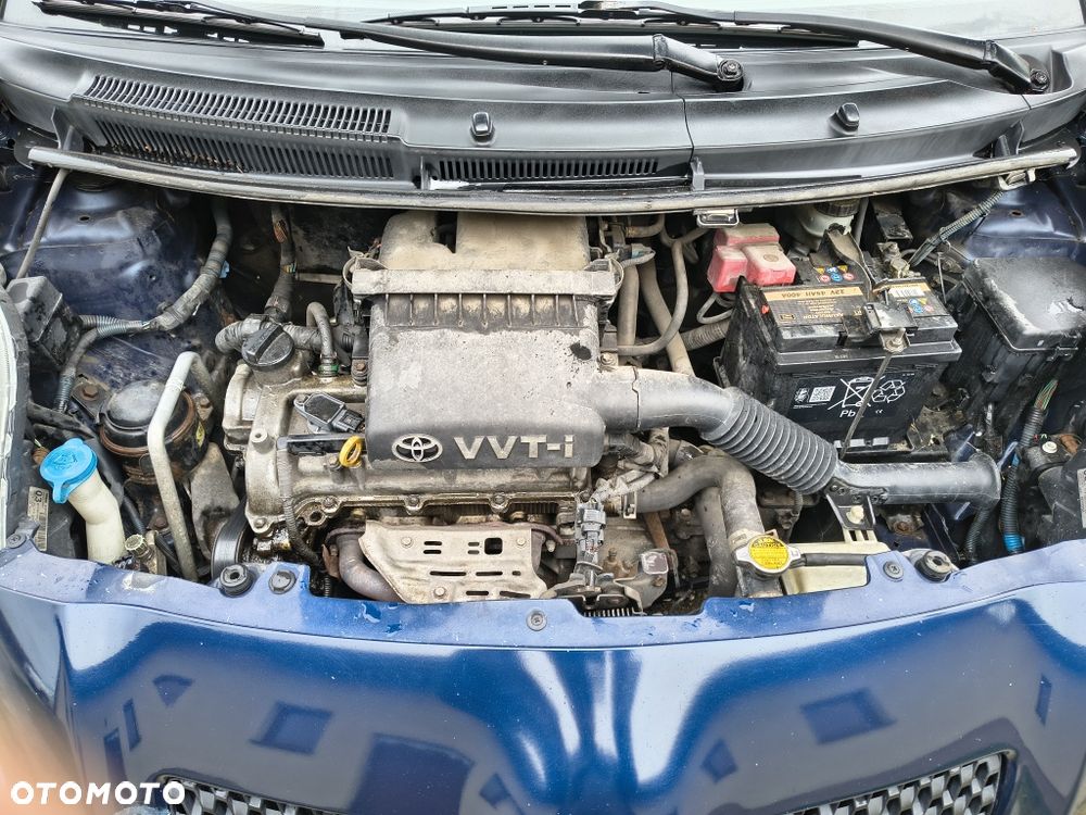 Toyota Yaris - 7