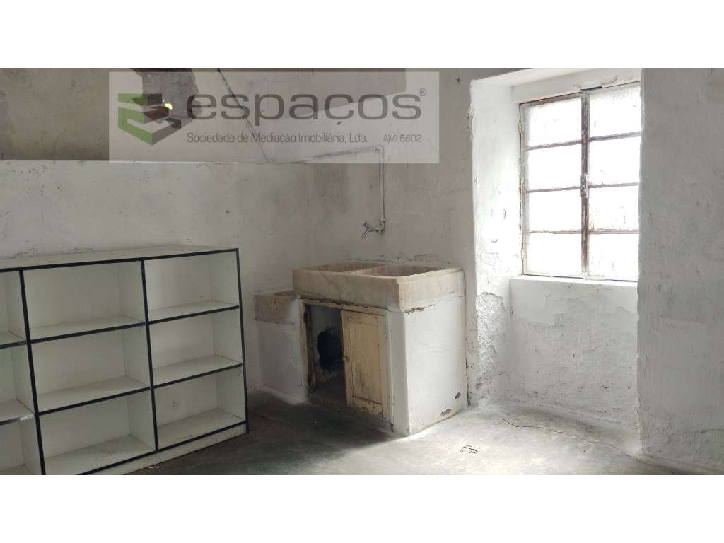 Moradia com quintal e garagem - Grande imagem: 5/14