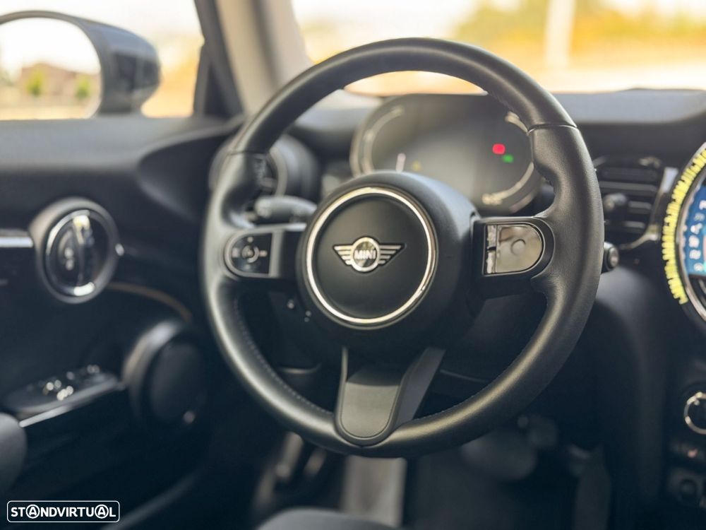 MINI 3 Portas Cooper SE - 32
