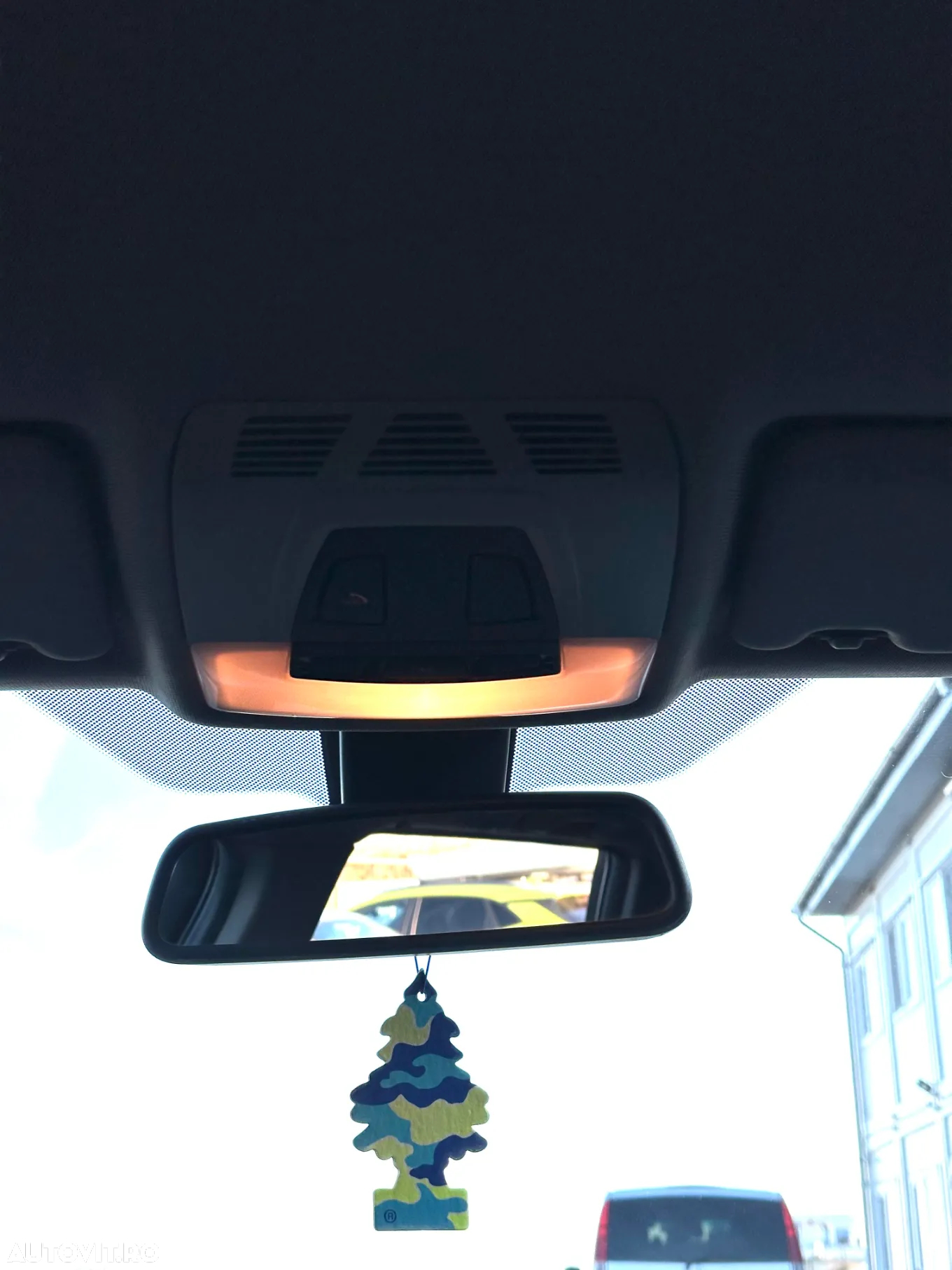 BMW Seria 3 320d Touring Aut. Advantage - 27