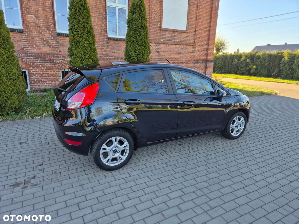 Ford Fiesta 1.25 Ambiente EU5 - 26