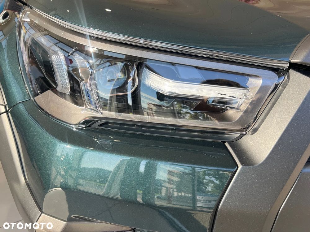 Toyota Hilux 2.8 D-4D Double Cab Invincible 4x4 - 6