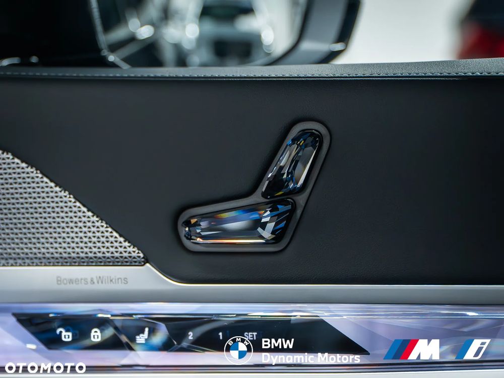 BMW Seria 7 740d xDrive - 26