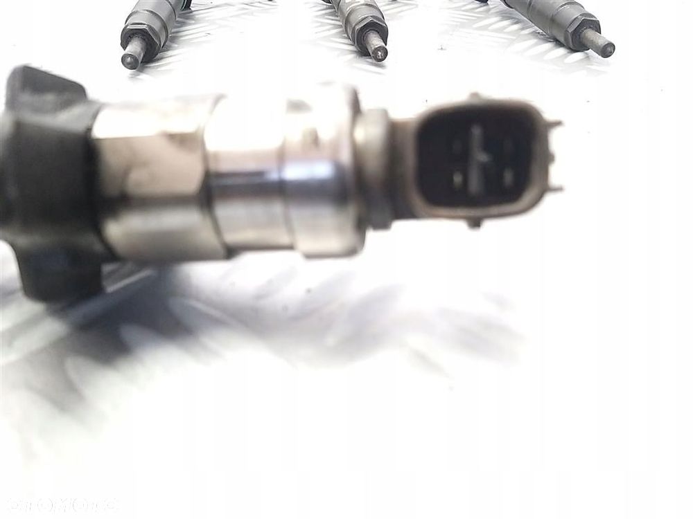 Komplet wtrysków WTRYSKIWACZ Nissan Primera P12 02-07 2,2 DDTI 16600AU600 - 2