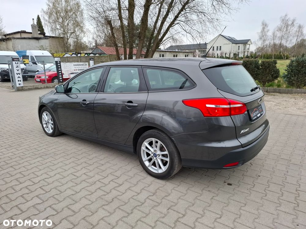 Ford Focus - 27
