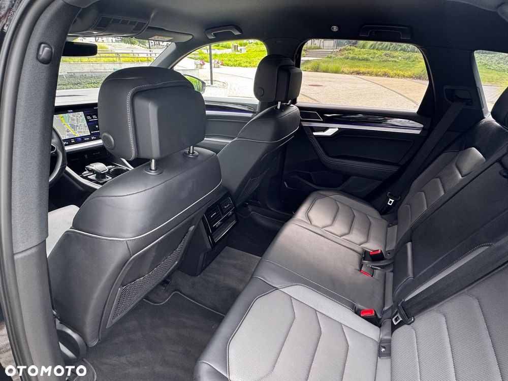 Volkswagen Touareg 3.0 V6 TDI SCR 4Mot R-Line - 22