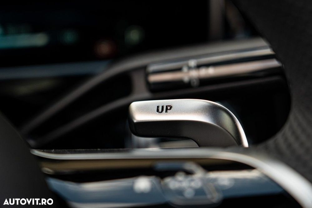 Mercedes-Benz E - 30