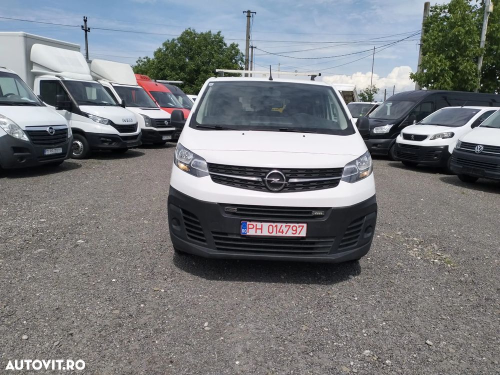Opel Vivaro - 2