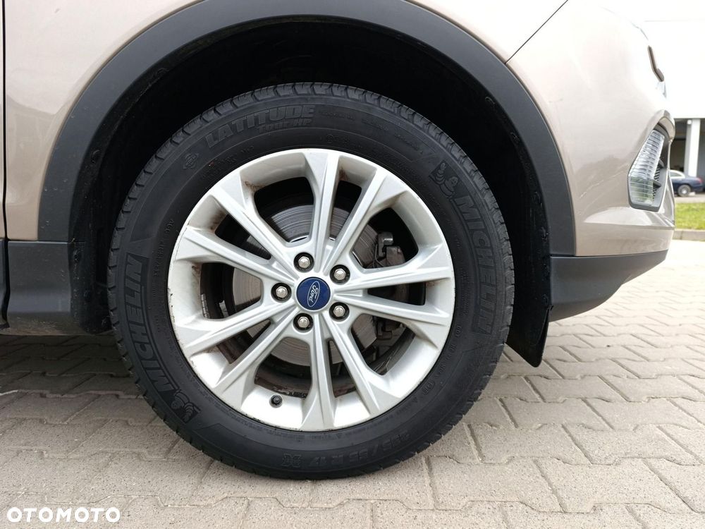 Ford Kuga - 19