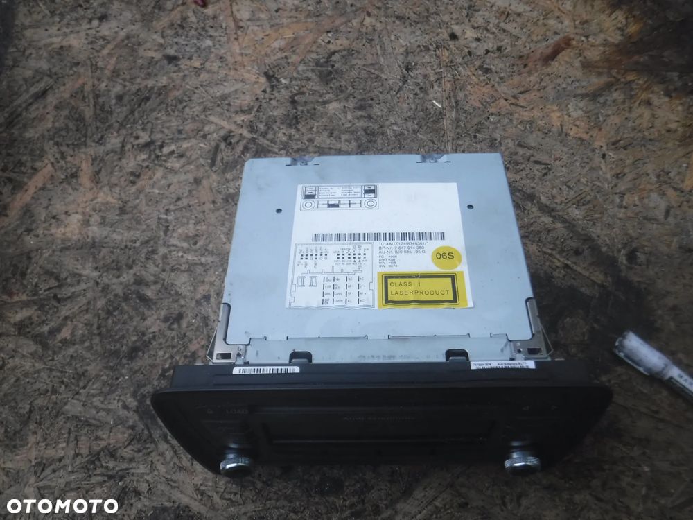 Audi TT 8J cabrio radio 8J0035195G - 2