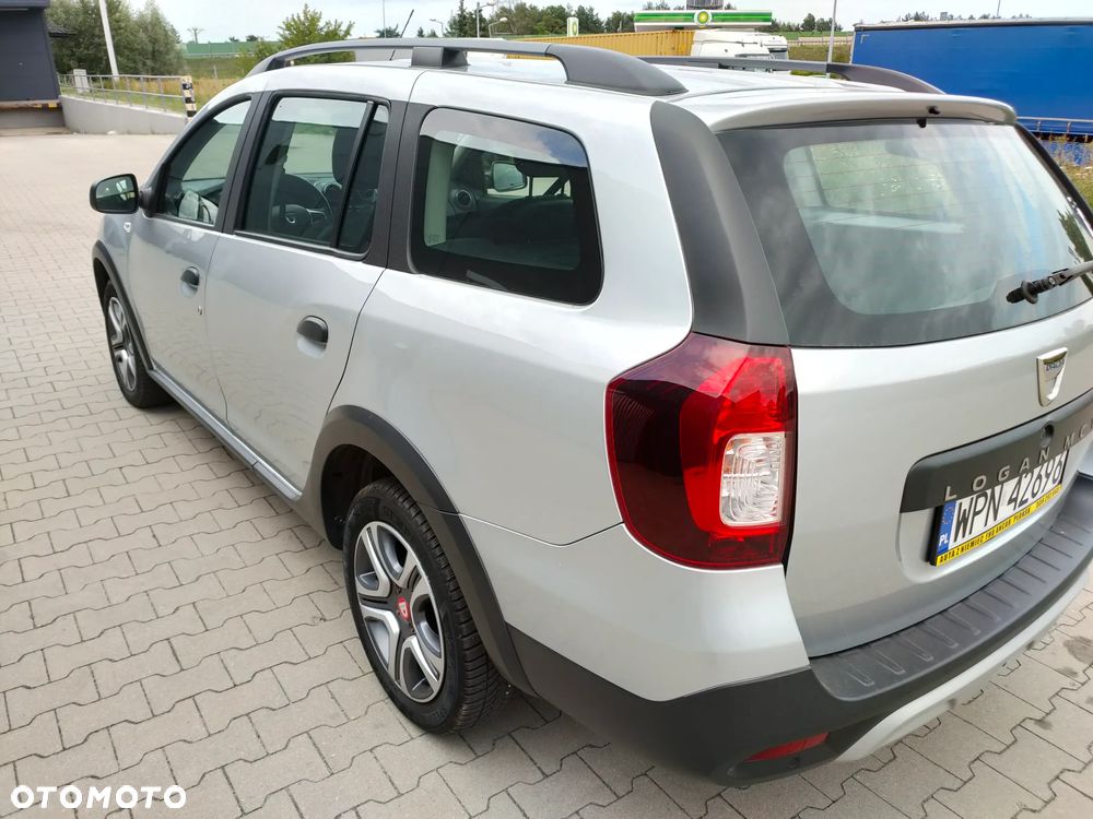 Dacia Logan TCe 90 S&S Stepway Celebration - 15