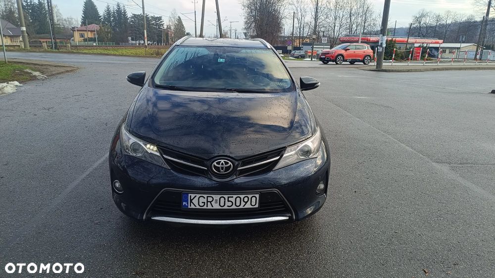 Toyota Auris 2.0 D-4D Premium - 5