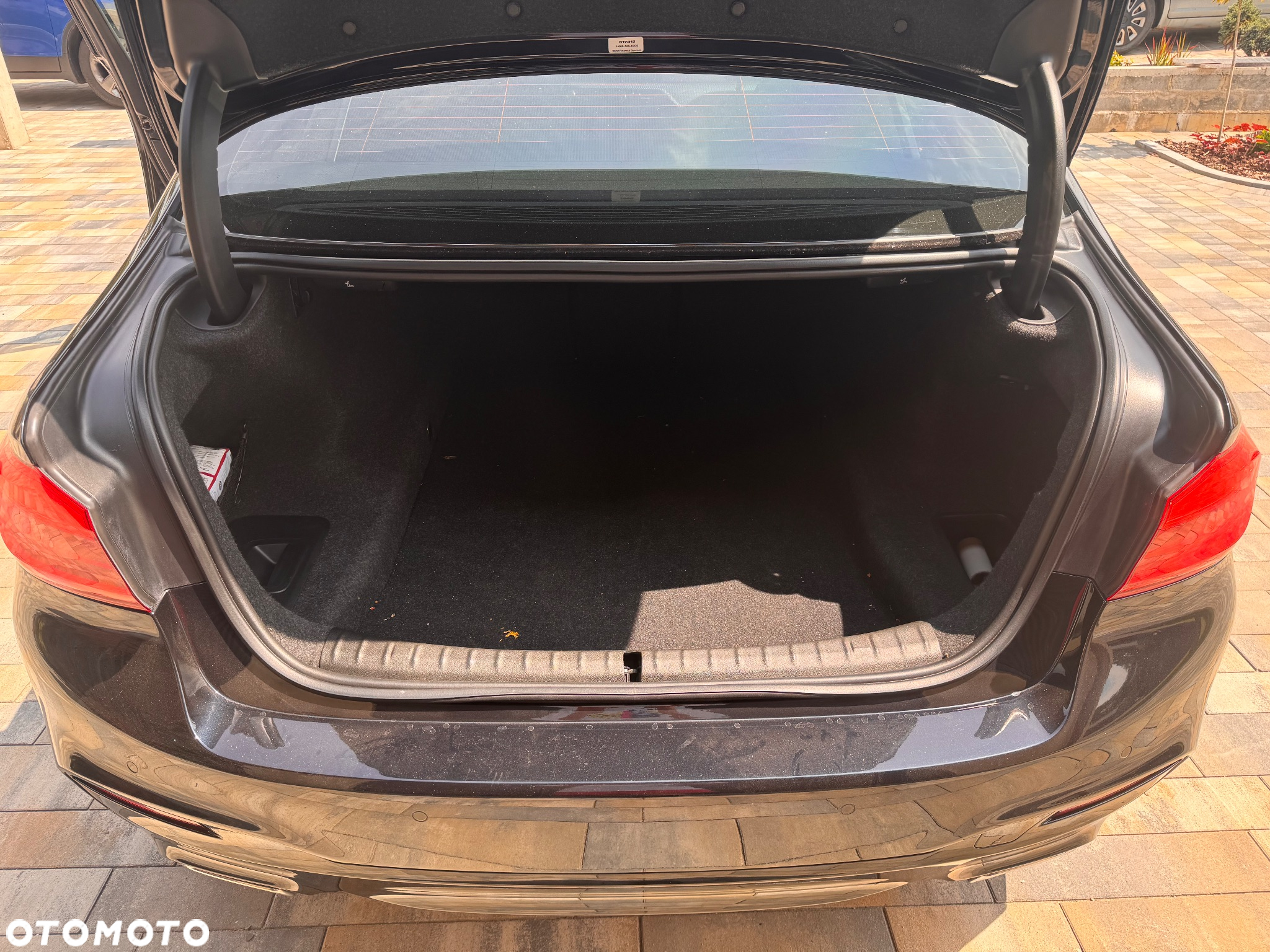 BMW Seria 5 540i xDrive - 23