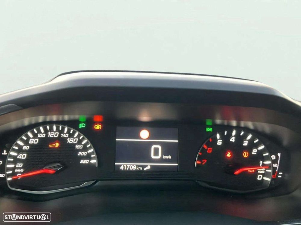 Peugeot 208 1.2 PureTech Active Pack - 11