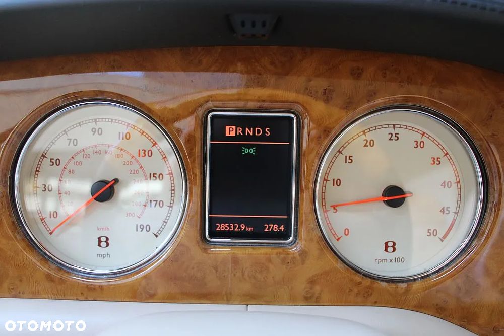 Bentley Azure Standard - 25