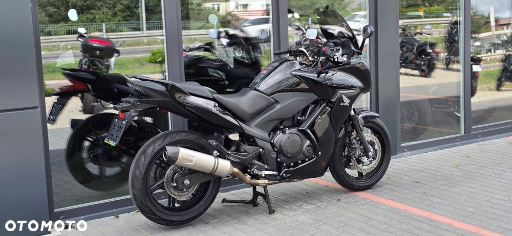 Honda CBF - 4