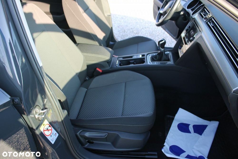 Volkswagen Passat 1.5 TSI EVO Essence - 31