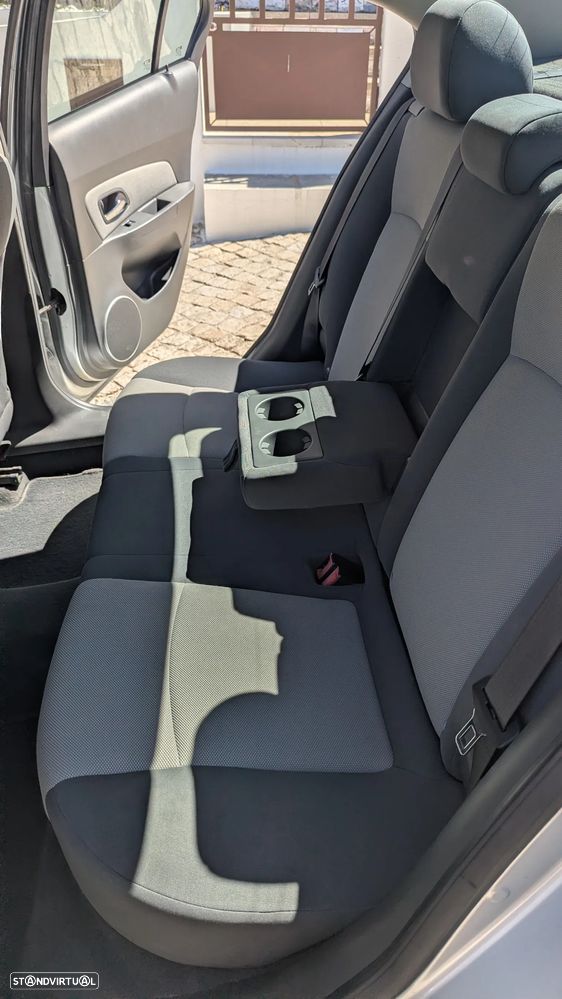 Chevrolet Cruze 1.6 LS - 45