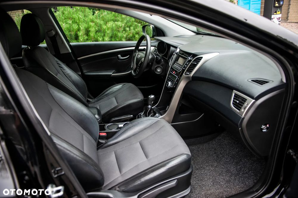 Hyundai i30 1.4 CRDi Advantage - 24
