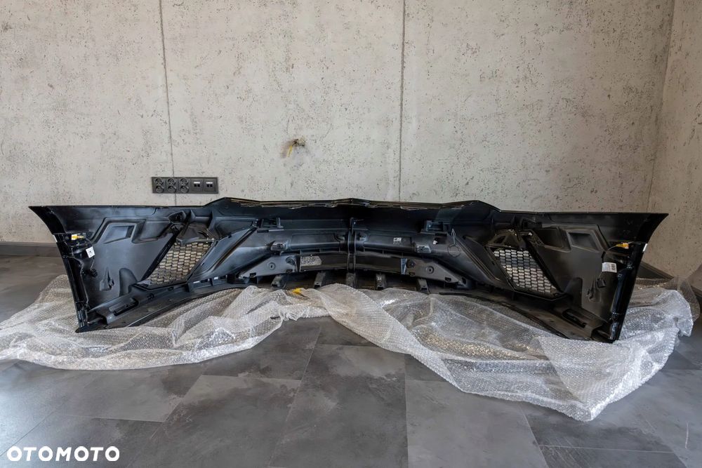 ORYGINALNY KOMPLETNY ZDERZAK PRZEDNI OEM DO LAMBORGHINI AVENTADOR - 2